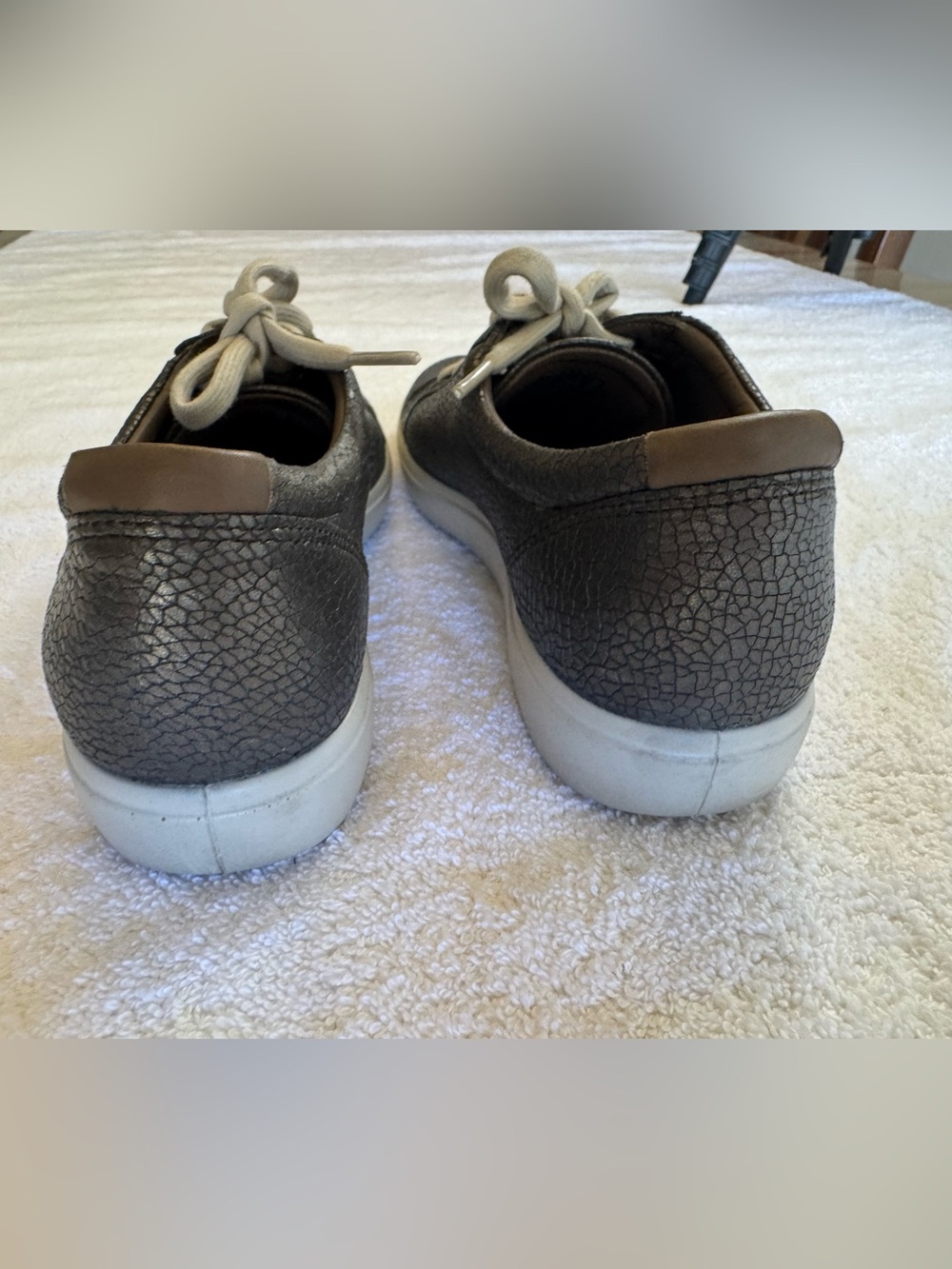 ECCO Soft 7 Women's Leather Sneaker, Black Stone Metallic - Picture 5 of 8